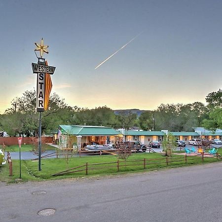 رايفل Western Star Inn المظهر الخارجي الصورة