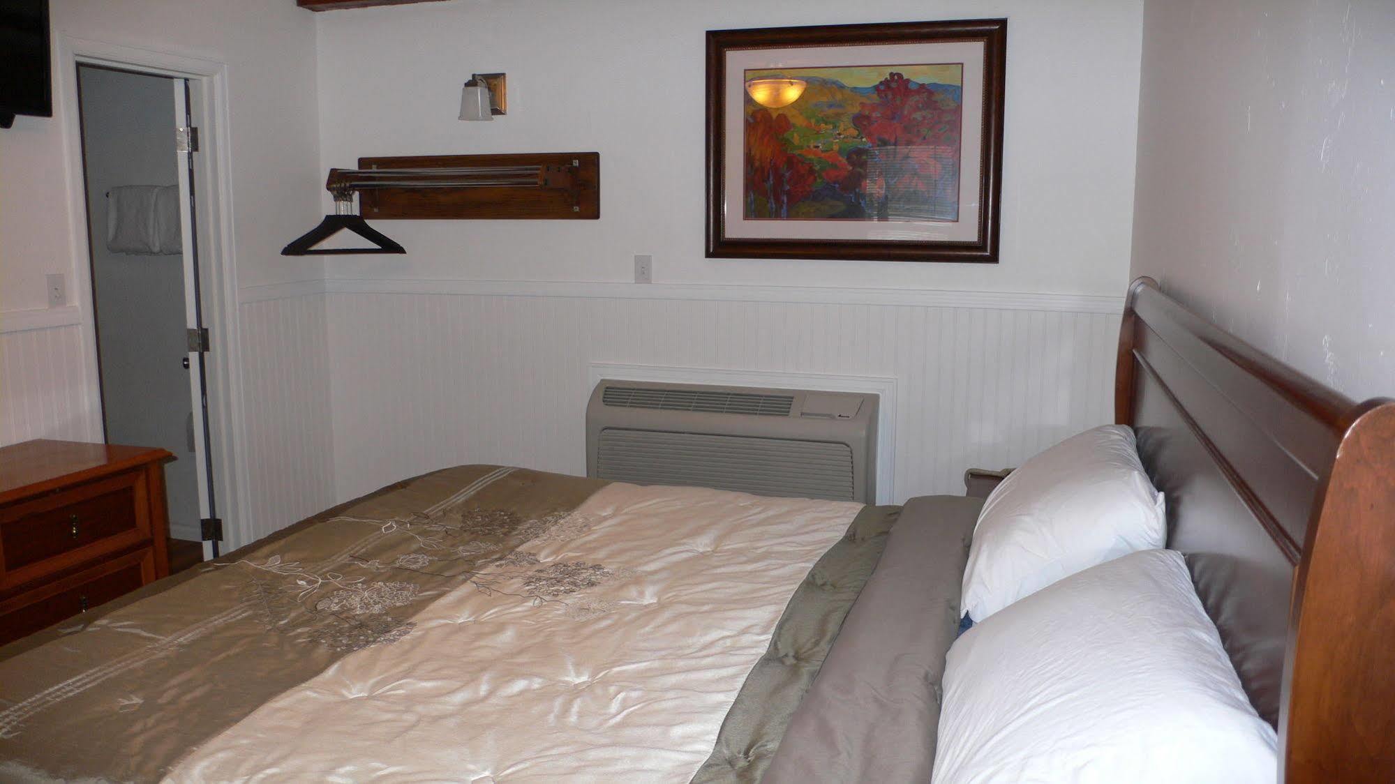 رايفل Western Star Inn المظهر الخارجي الصورة