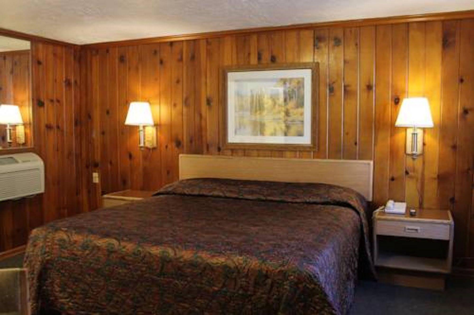رايفل Western Star Inn المظهر الخارجي الصورة